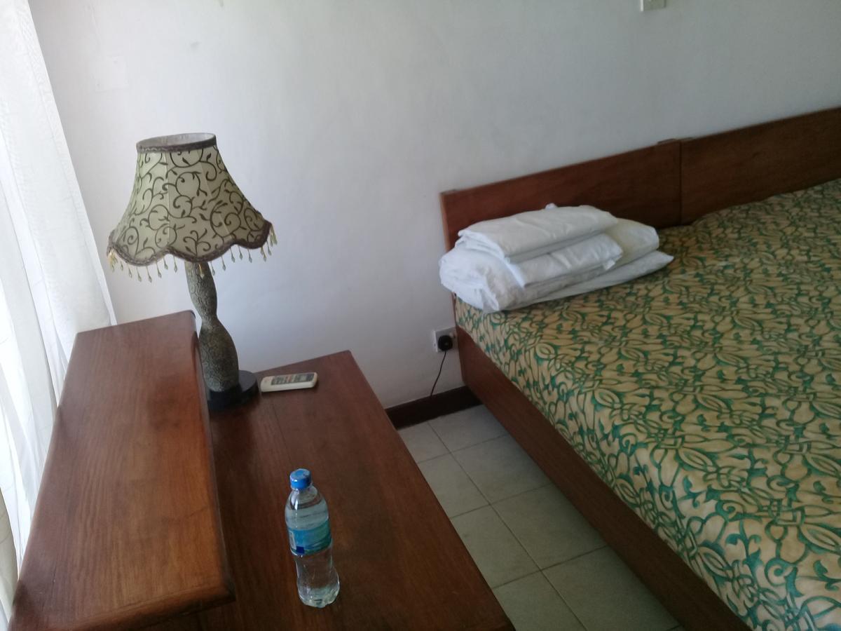 Sokoine Aparthotel - Life House Building Dar es Salaam Exteriör bild