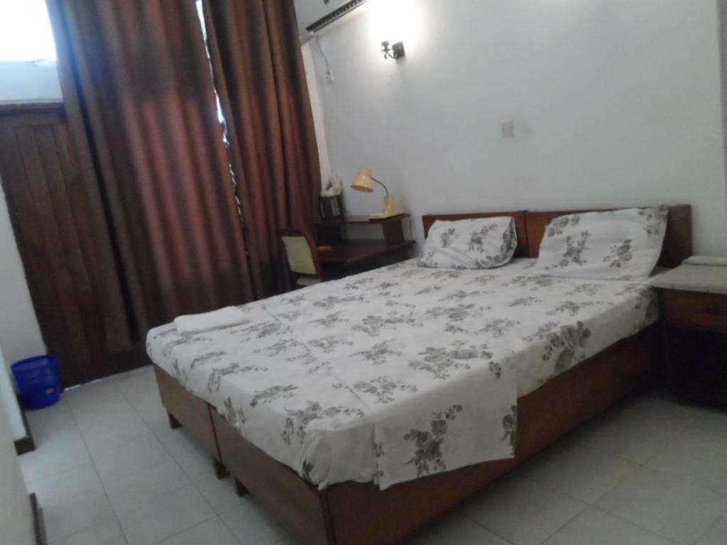 Sokoine Aparthotel - Life House Building Dar es Salaam Exteriör bild