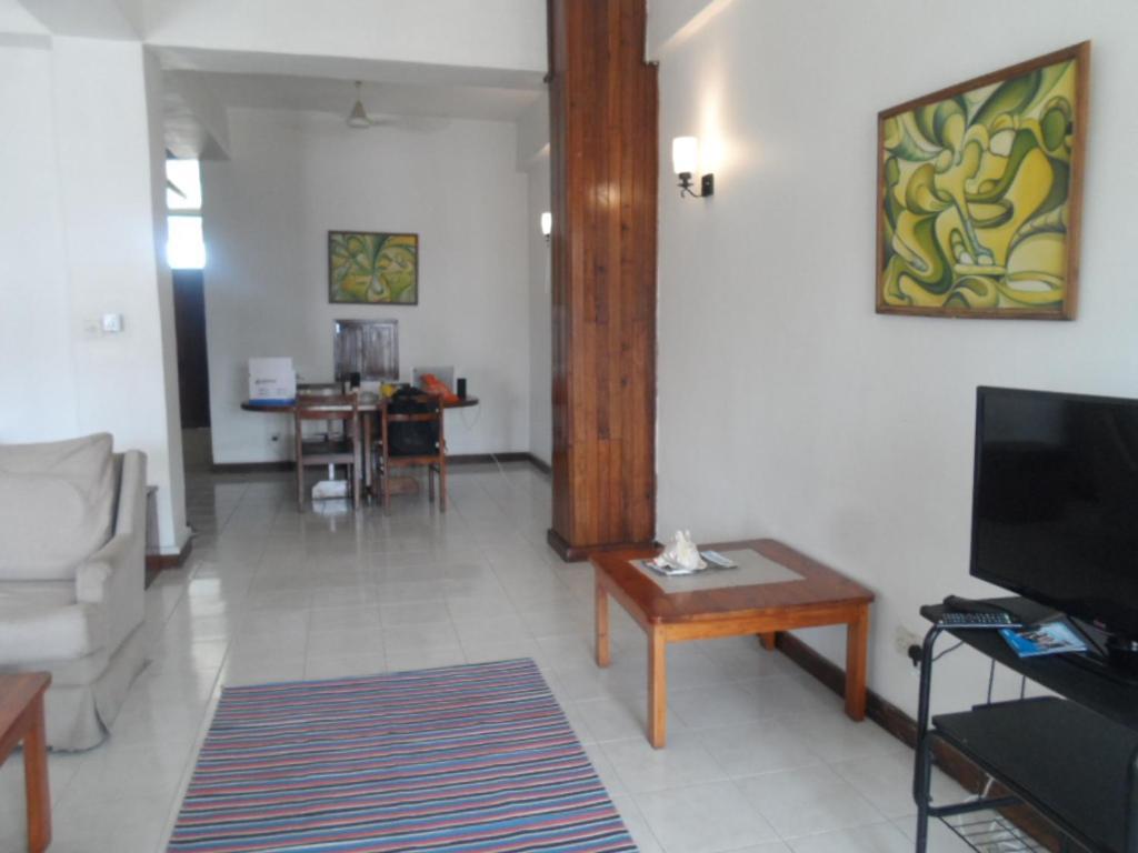 Sokoine Aparthotel - Life House Building Dar es Salaam Exteriör bild