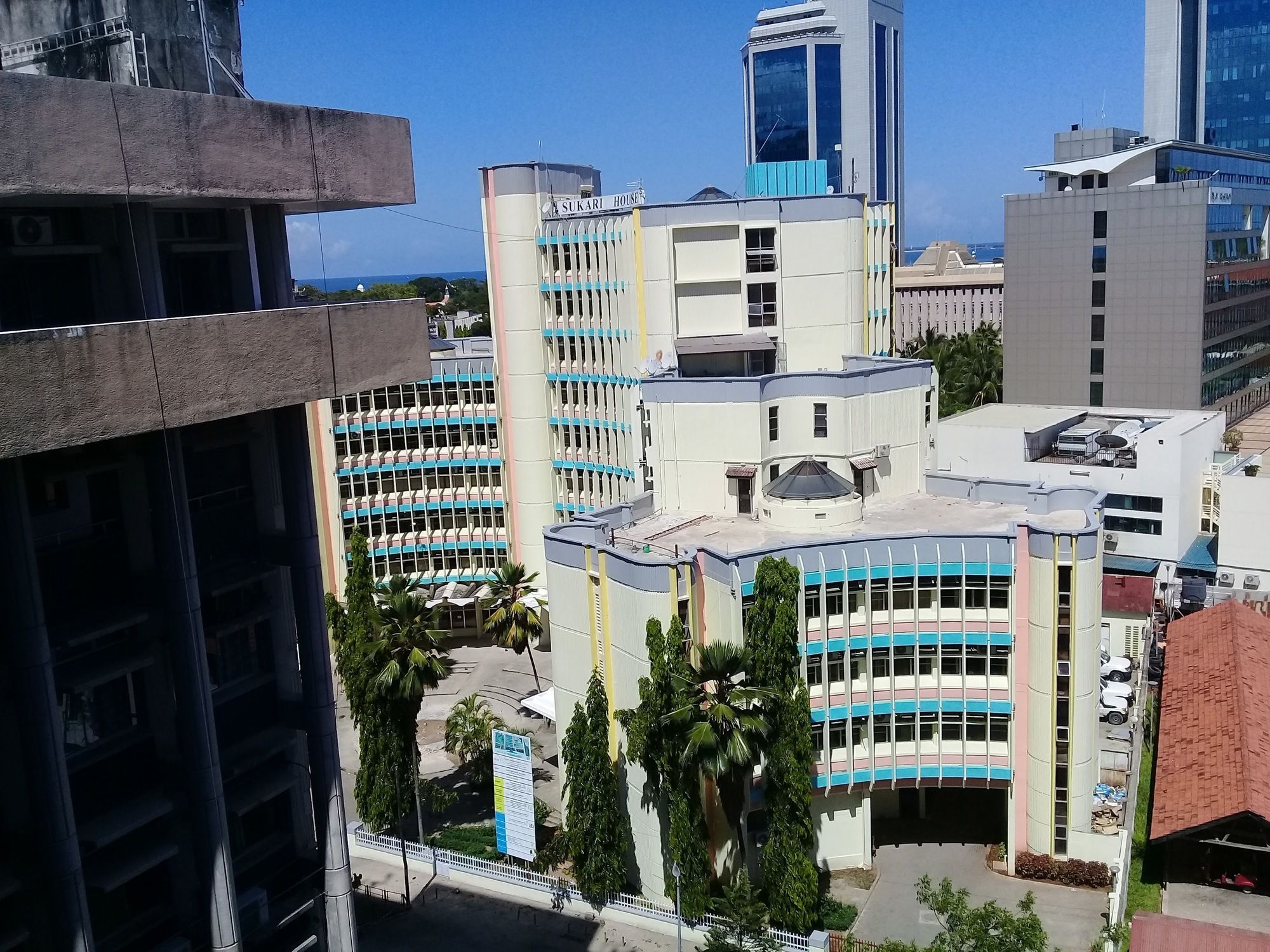 Sokoine Aparthotel - Life House Building Dar es Salaam Exteriör bild